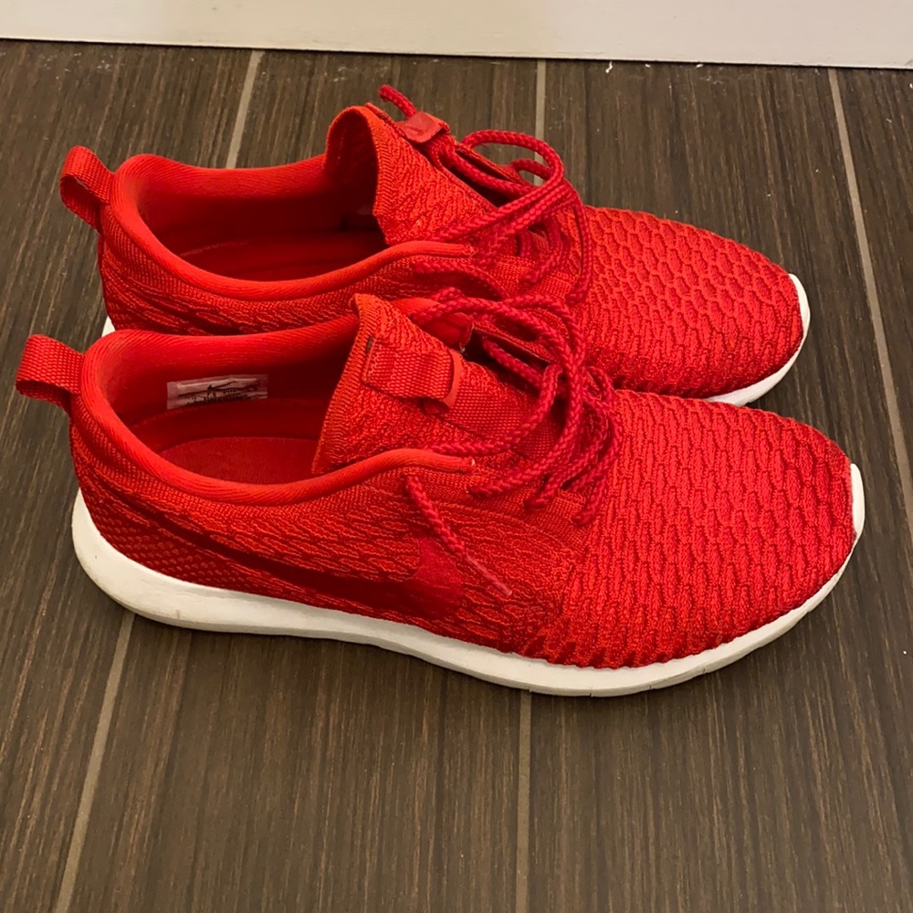 Nike Roshe NM Flyknit Mens Athletic Running Shoes Size 8.5 Red 677243-603